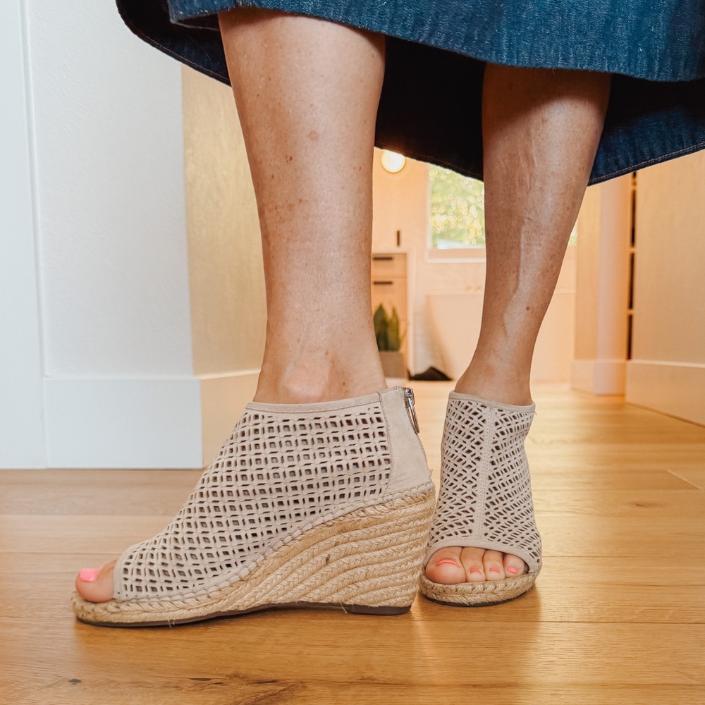 Vince Camuto Wedges